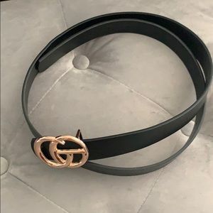 Black belt, similar to Gucci